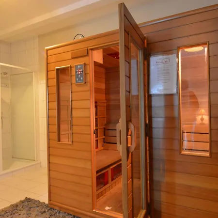 With Infrared Sauna Located Near Golf Course * Durbuy