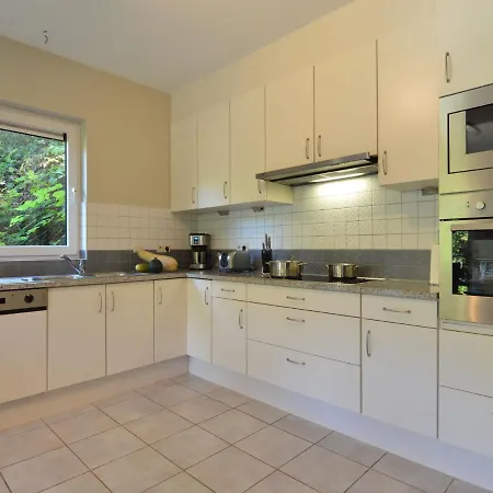 Villa With Infrared Sauna Located Near Golf Course *