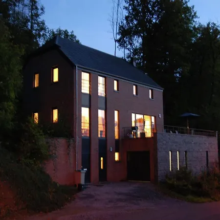 With Sauna Vila Durbuy